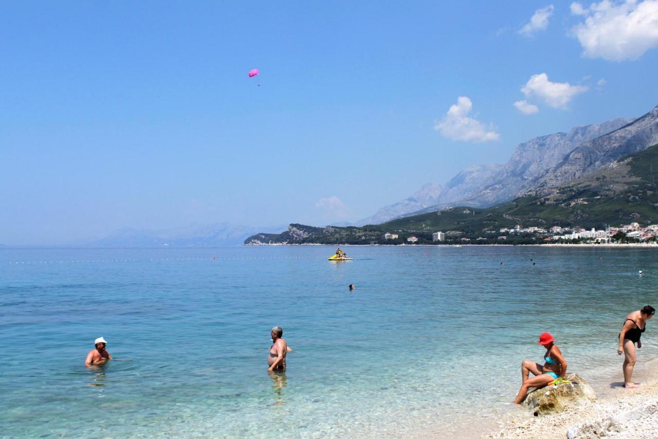 Apartments And Rooms With Parking Space Tucepi, Makarska - 6901 Extérieur photo
