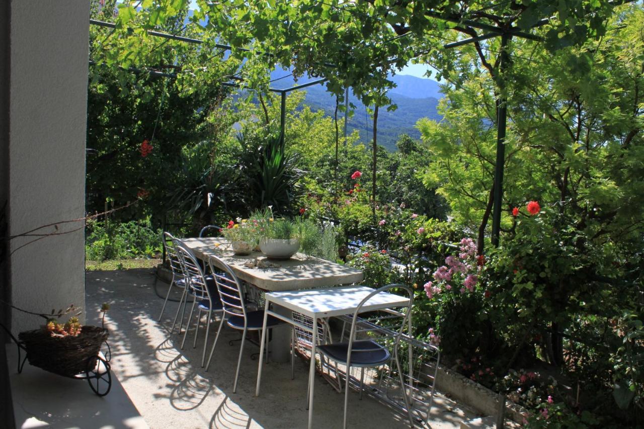 Apartments And Rooms With Parking Space Tucepi, Makarska - 6901 Extérieur photo
