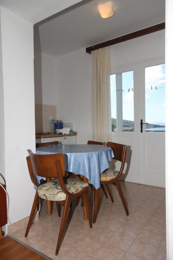 Apartments And Rooms With Parking Space Tucepi, Makarska - 6901 Extérieur photo