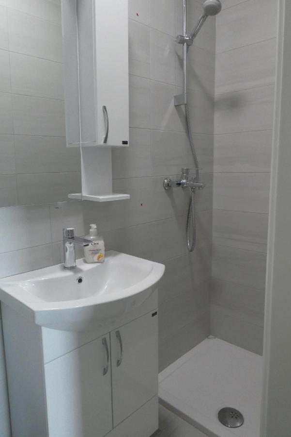 Apartments And Rooms With Parking Space Tucepi, Makarska - 6901 Extérieur photo