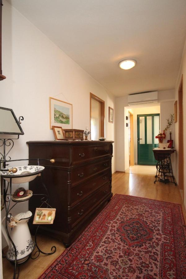 Apartments And Rooms With Parking Space Tucepi, Makarska - 6901 Extérieur photo