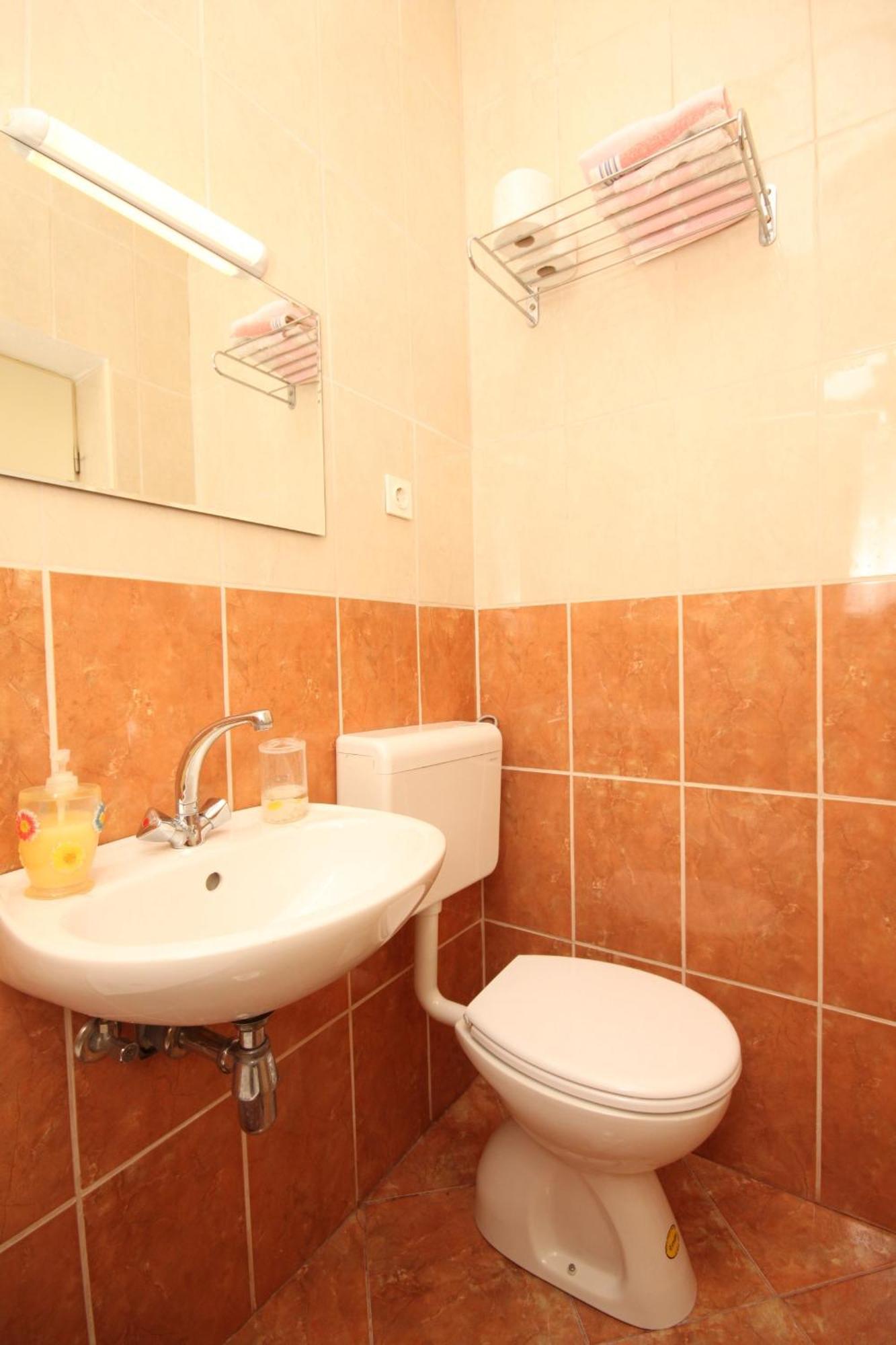 Apartments And Rooms With Parking Space Tucepi, Makarska - 6901 Chambre photo